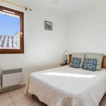 In With Private Courtyard Minerve